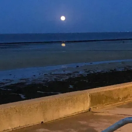 Coquelicot 홈스테이 헤르망빌쉬르메르